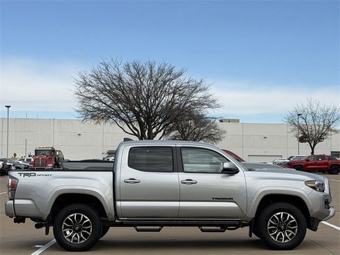 Certified 2023 Toyota Tacoma TRD Sport image 3