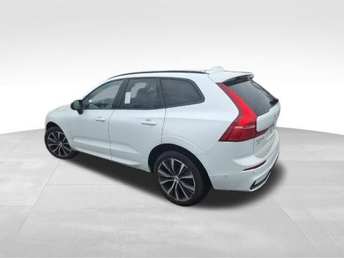 Used 2024 Volvo XC60 B5 Plus w/ Protection Package Premier AWD/4WD image 5