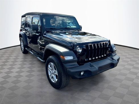 Used 2021 Jeep Wrangler Unlimited Sport S image 4