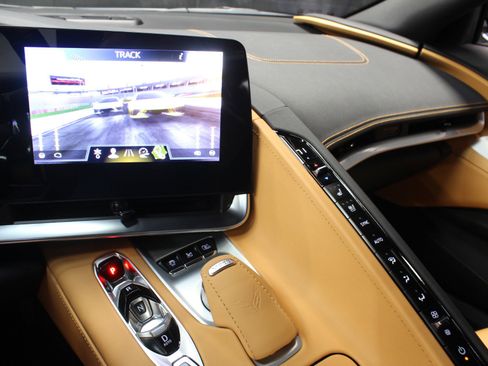 Used 2025 Chevrolet Corvette Stingray Preferred Conv w/ Z51 Performance Package image 58