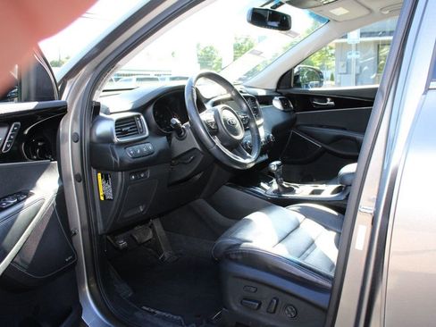 Used 2017 Kia Sorento SX FWD image 13