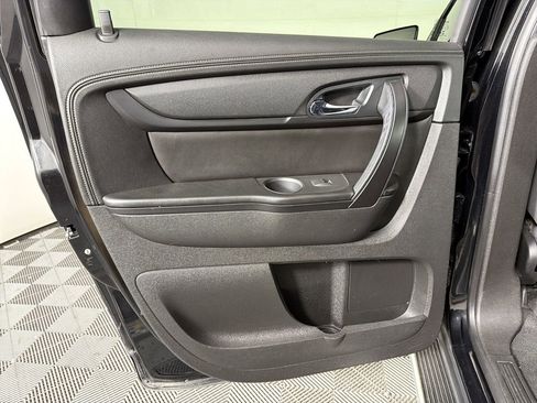 Used 2016 Chevrolet Traverse LT image 21