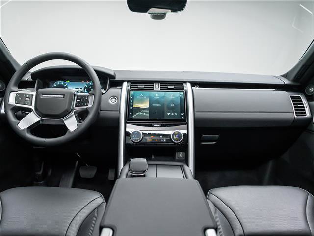New 2026 Land Rover Discovery S AWD/4WD image 18