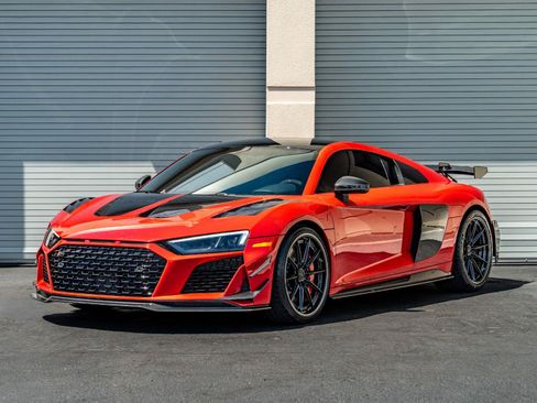 Used 2023 Audi R8 V10 GT RWD image 3