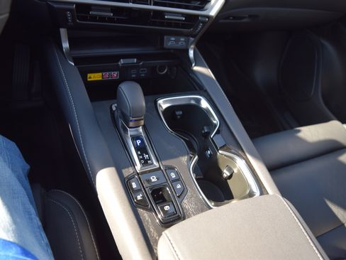 Used 2024 Lexus RX 350 AWD w/ Convenience Package image 18