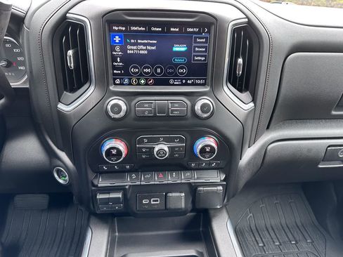 Used 2021 GMC Sierra 1500 AT4 image 6