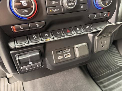 Used 2019 Chevrolet Silverado 1500 LT w/ All-Star Edition AWD/4WD image 22