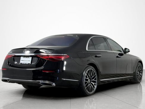 Used 2022 Mercedes-Benz S 580 4MATIC Sedan image 5
