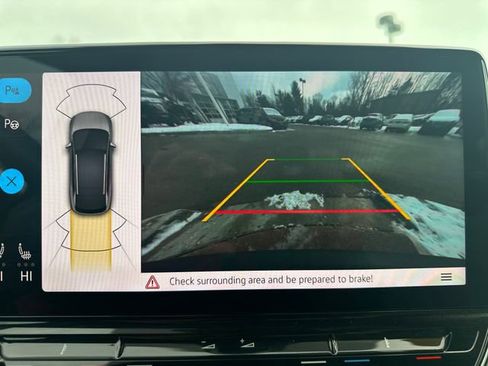 Used 2023 Volkswagen ID.4 Pro image 18