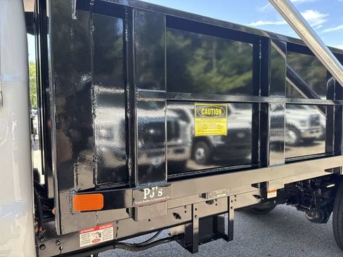 New 2027 Ford F750 2WD Regular Cab Super Duty image 17