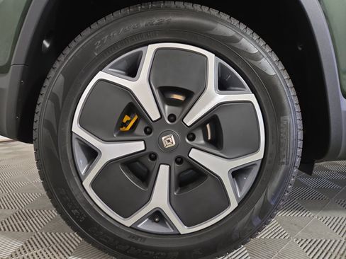 Used 2024 Rivian R1S Adventure Quad AWD/4WD image 12