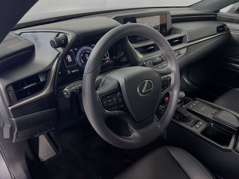 Used 2021 Lexus ES 300h w/ Premium Package FWD image 6