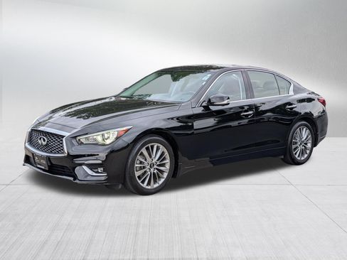 Certified 2023 INFINITI Q50 Luxe w/ Cargo Package AWD/4WD image 3
