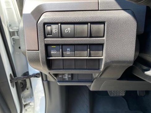 Used 2024 Toyota Tacoma TRD Off-Road AWD/4WD image 5
