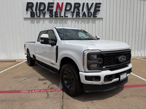 Used 2023 Ford F350 Lariat w/ Lariat Ultimate Package AWD/4WD image 9
