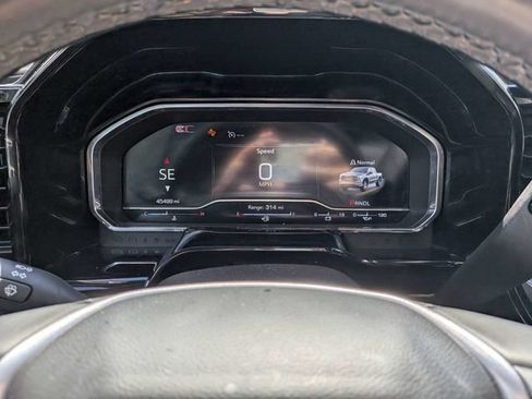 Used 2025 GMC Sierra 1500 SLT RWD image 28