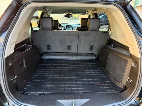 Used 2017 GMC Terrain SLT image 33