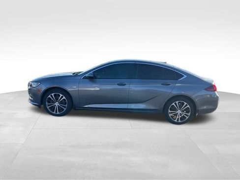 Used 2020 Buick Regal Essence image 4