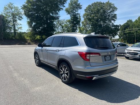 Used 2021 Honda Pilot Touring image 5