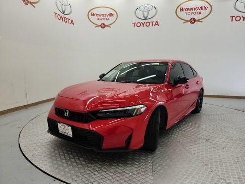 Used 2025 Honda Civic Sport image 2