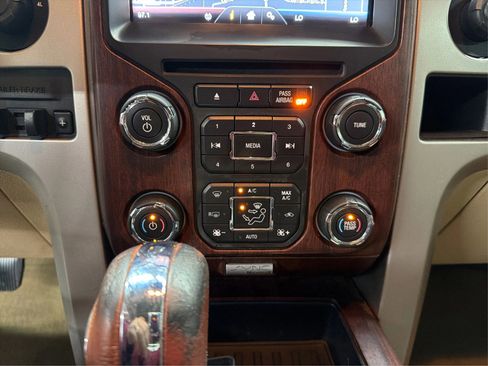 Used 2013 Ford F150 King Ranch w/ King Ranch Luxury Pkg AWD/4WD image 22