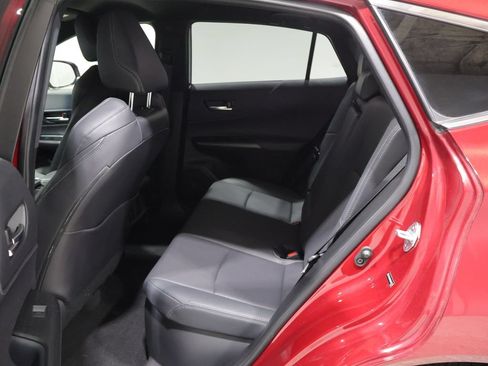 Used 2021 Toyota Venza XLE w/ Softex Package AWD/4WD image 17