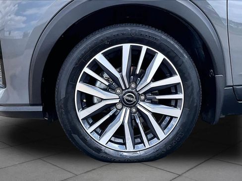 Certified 2023 Nissan Kicks SV w/ Exterior Package FWD image 11