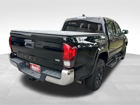 Used 2021 Toyota Tacoma SR5 RWD image 5