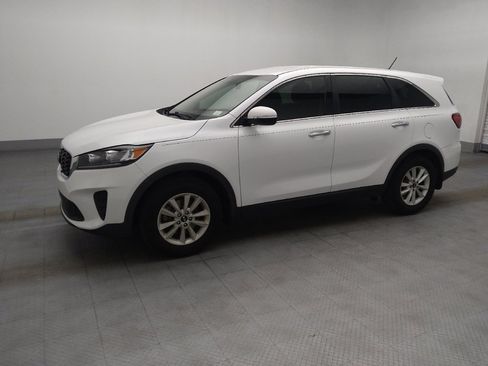 Used 2020 Kia Sorento L FWD image 2