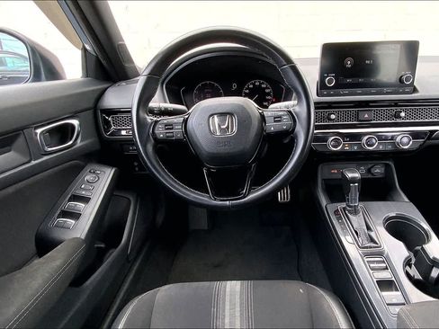 Used 2022 Honda Civic Sport image 14