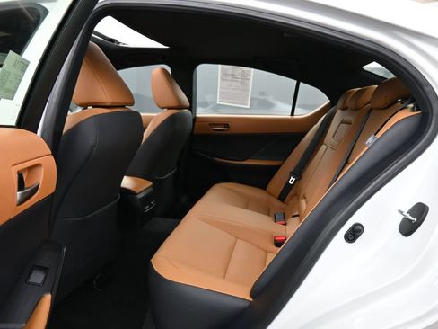 Used 2024 Lexus IS 300 w/ Premium Package RWD image 16