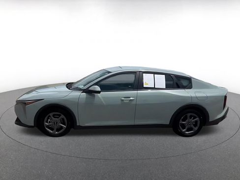 Used 2025 Kia K4 FWD image 11