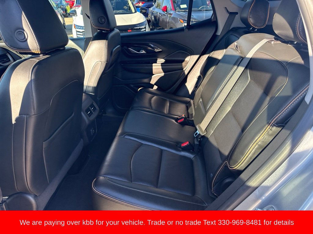 Used 2023 GMC Terrain AT4 AWD/4WD image 10