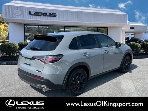 Used 2025 Honda HR-V Sport image 5