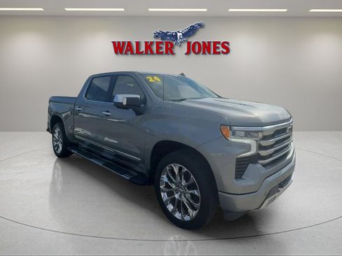 Used 2024 Chevrolet Silverado 1500 High Country w/ High Country Premium Package image 1