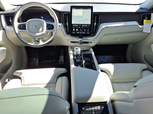 New 2026 Volvo XC60 B5 Ultra w/ Protection Package Premier image 7