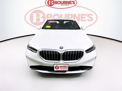 Used 2025 BMW 530i xDrive xDrive w/Navigation,Leather,Su image 7