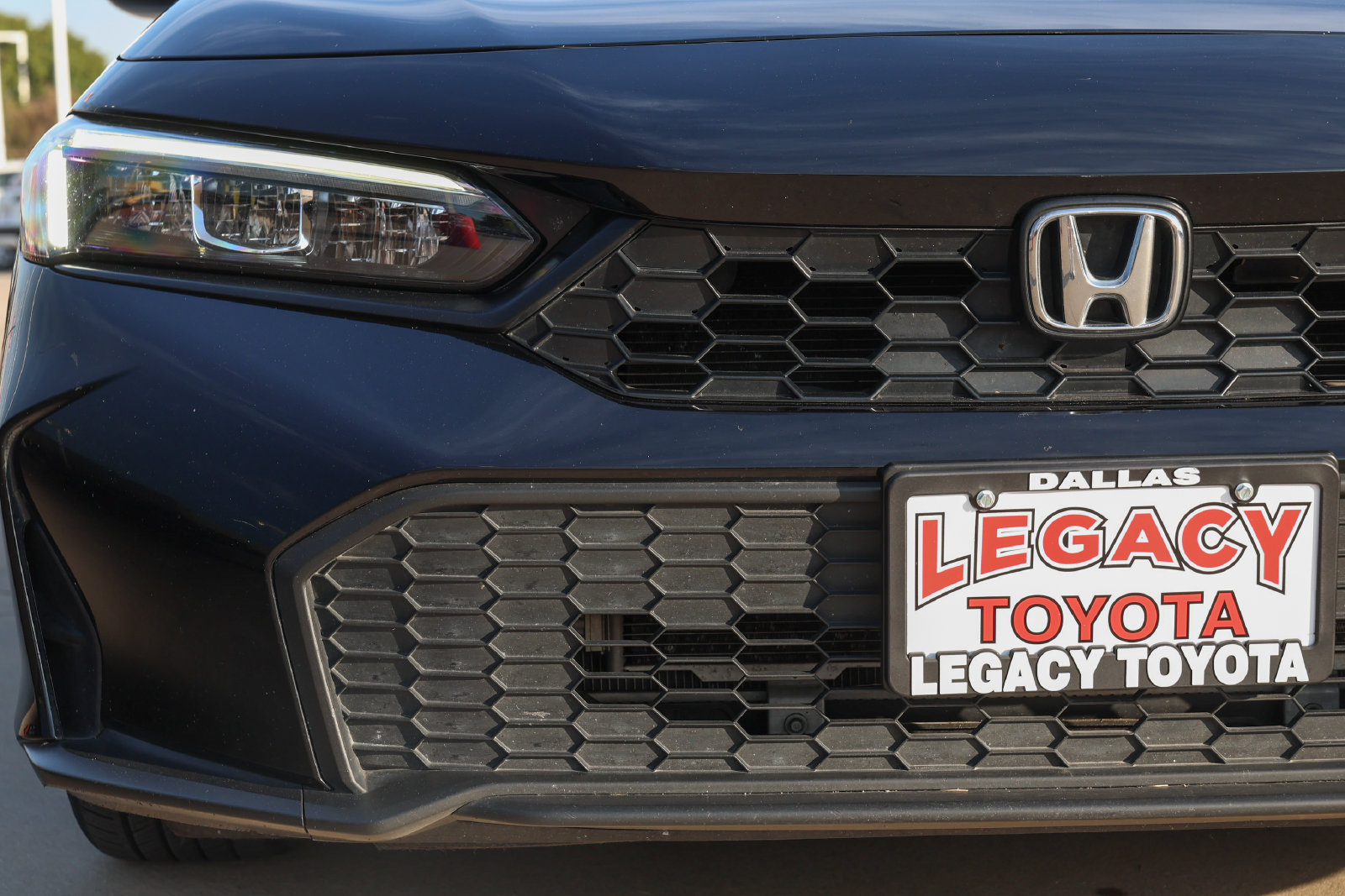 Used 2025 Honda Civic LX image 9