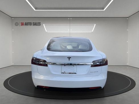Used 2020 Tesla Model S AWD image 4