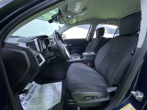 Used 2017 Chevrolet Equinox LT w/ Driver Confidence Package II image 16