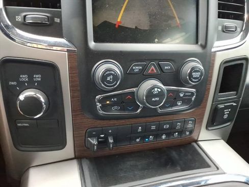 Used 2016 RAM 3500 Laramie AWD/4WD image 16