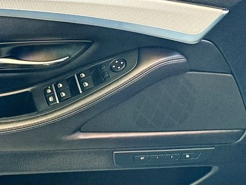 Used 2016 BMW M5 w/ Executive Package RWD image 23