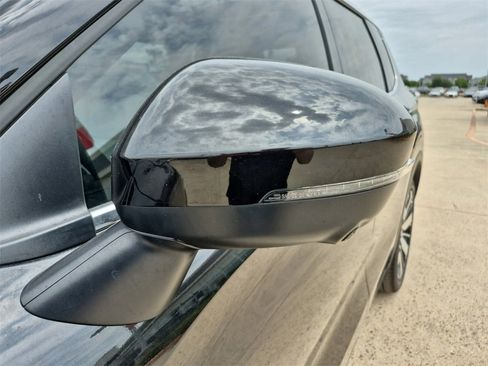 New 2025 Mitsubishi Outlander SEL image 32