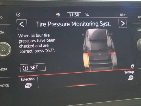 Used 2023 Volkswagen Tiguan SE R-Line FWD image 30