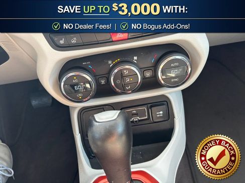 Used 2016 Jeep Renegade Limited FWD image 27