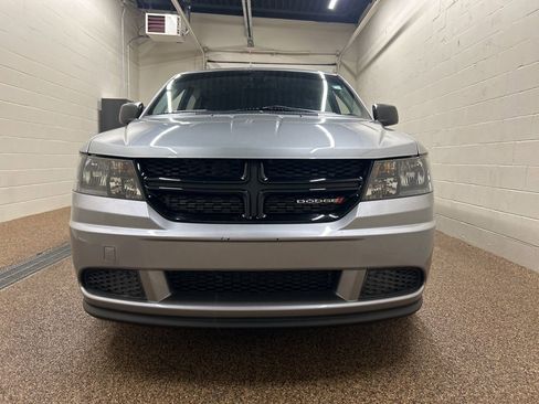 Used 2020 Dodge Journey SE w/ Blacktop Package image 6