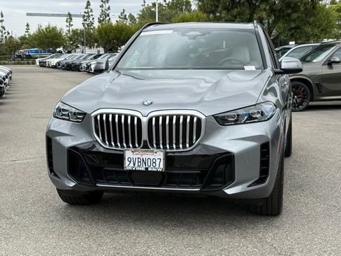 Used 2026 BMW X5 sDrive40i w/ M Sport Package RWD image 3