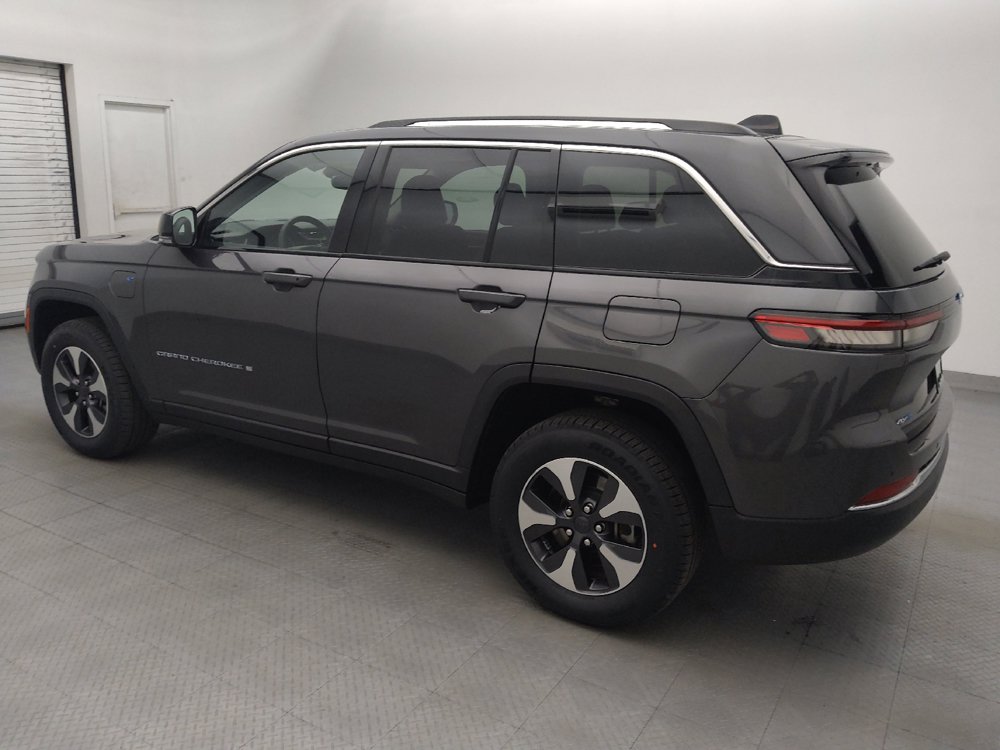 Used 2023 Jeep Grand Cherokee 4WD 4xe image 3