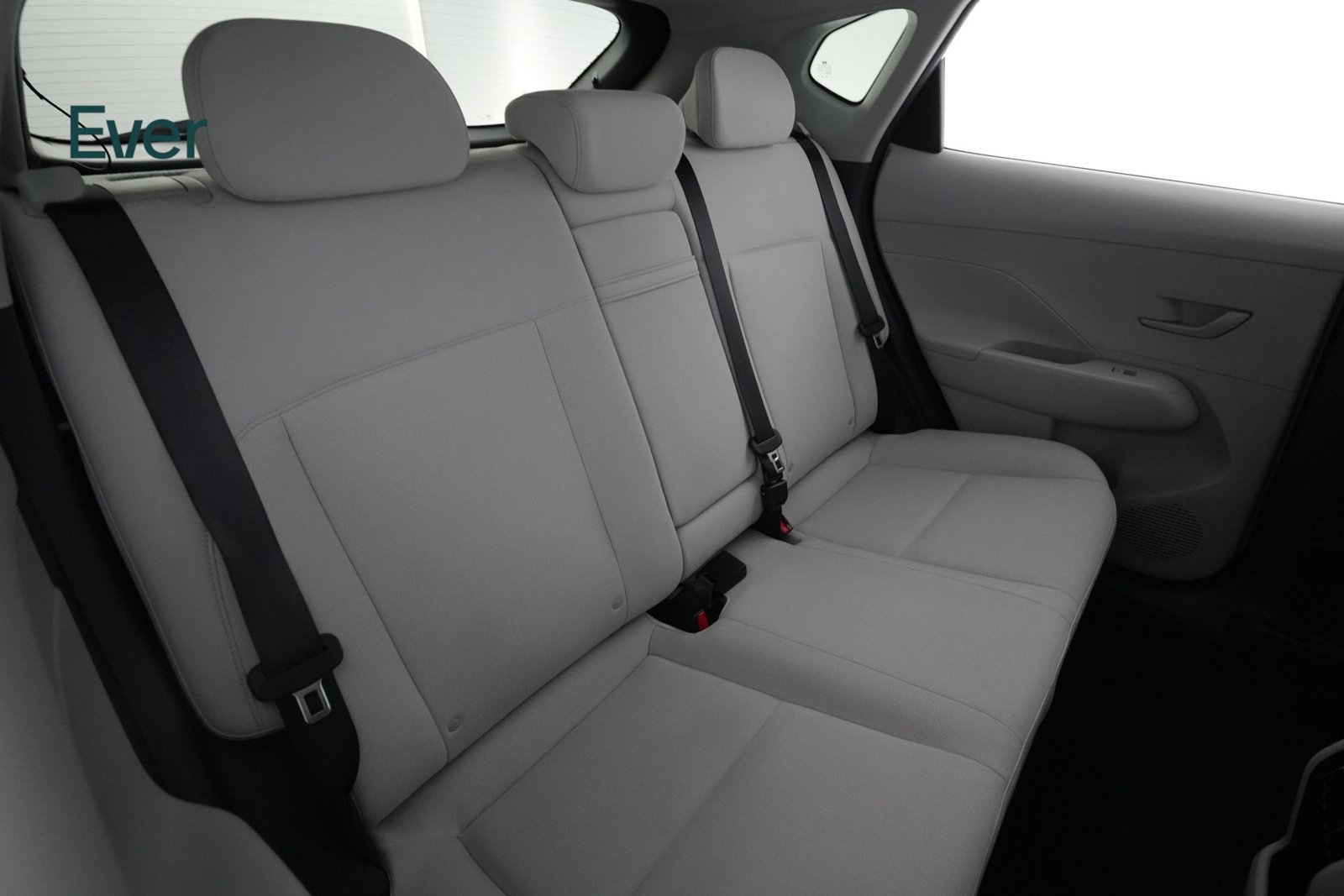 Used 2024 Hyundai Kona SEL FWD image 5