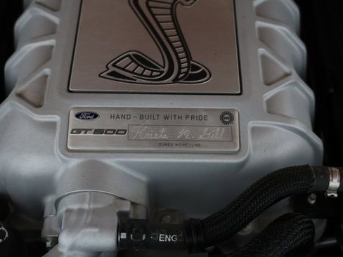 Used 2021 Ford Mustang Shelby GT500 w/ Technology Package image 3